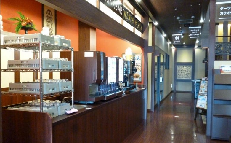 ネットカフェ店内