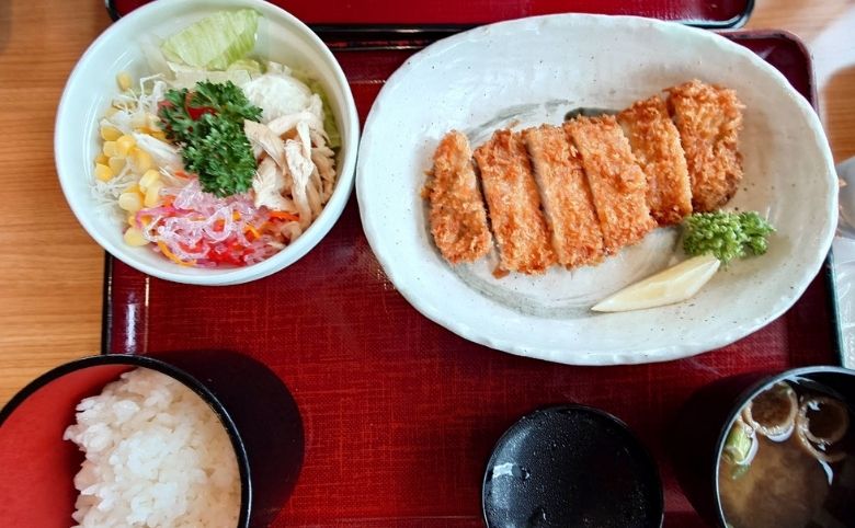 食事
