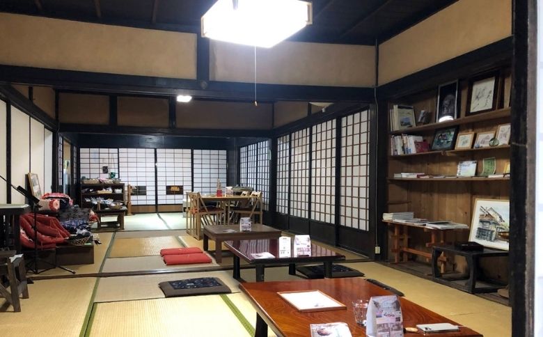 店内