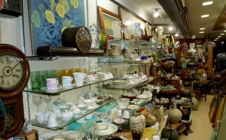 アンティークショップ店内