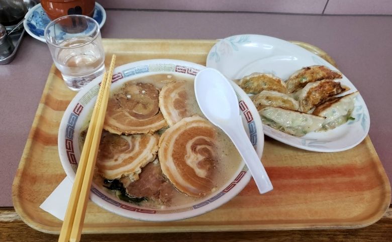 とんこつラーメン