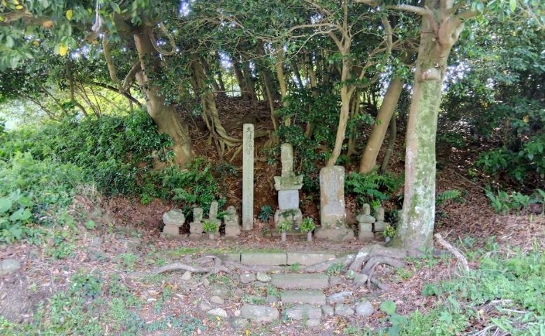 【戦国武将】小早川正平之墓(こばやかわまさひらのはか)