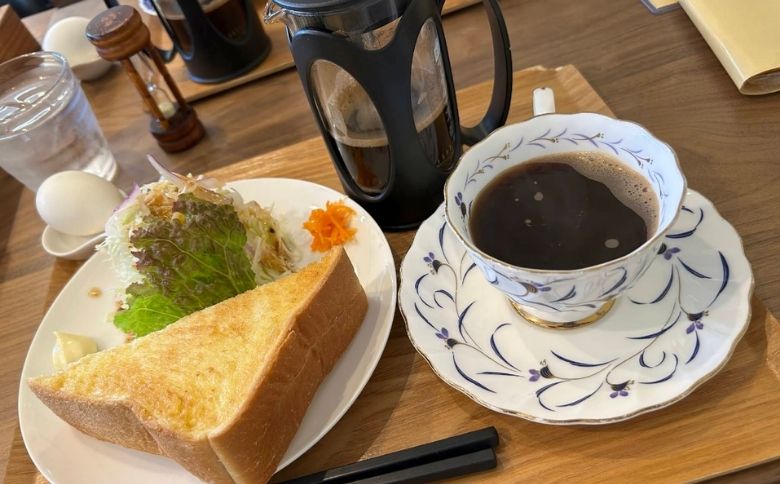 早朝営業モーニング