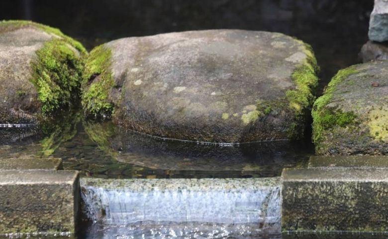 真名井の清水(まないのしみず)