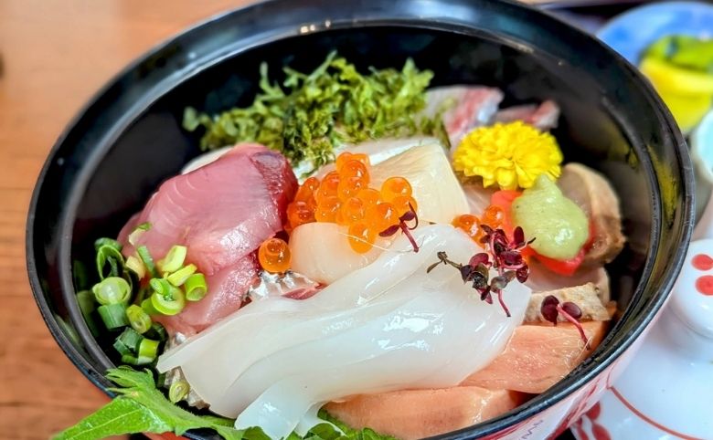 海鮮丼