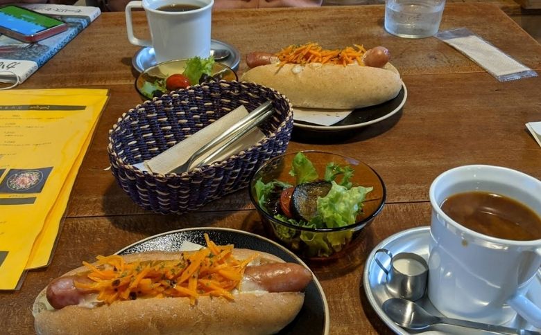 早朝営業モーニング