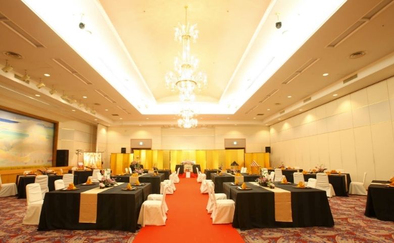 結婚式場