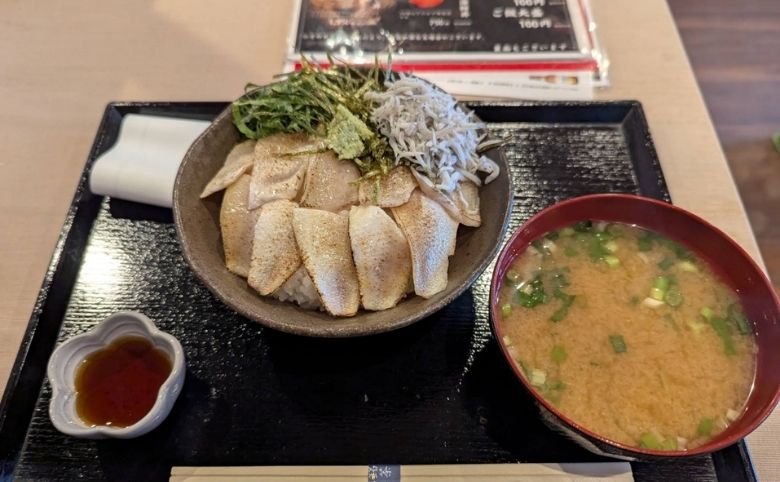 海鮮丼