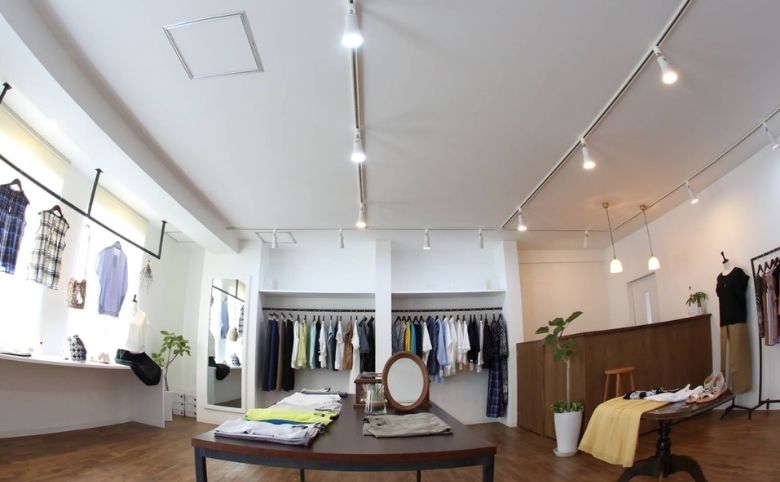 セレクトショップ店内