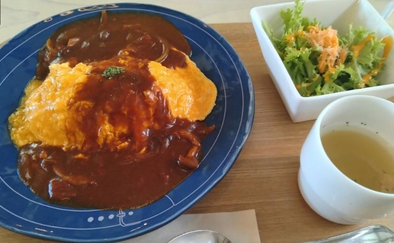 カフェでの食事