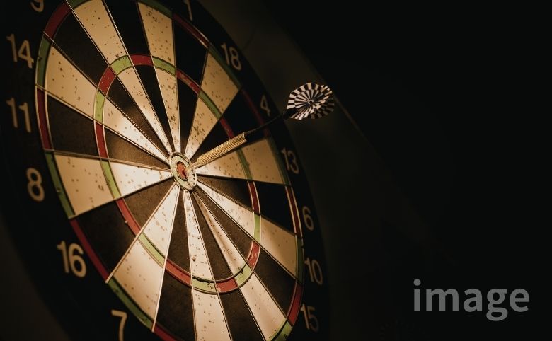 ダーツイメージ