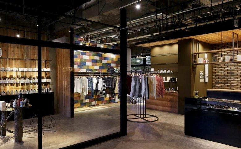 セレクトショップ店内