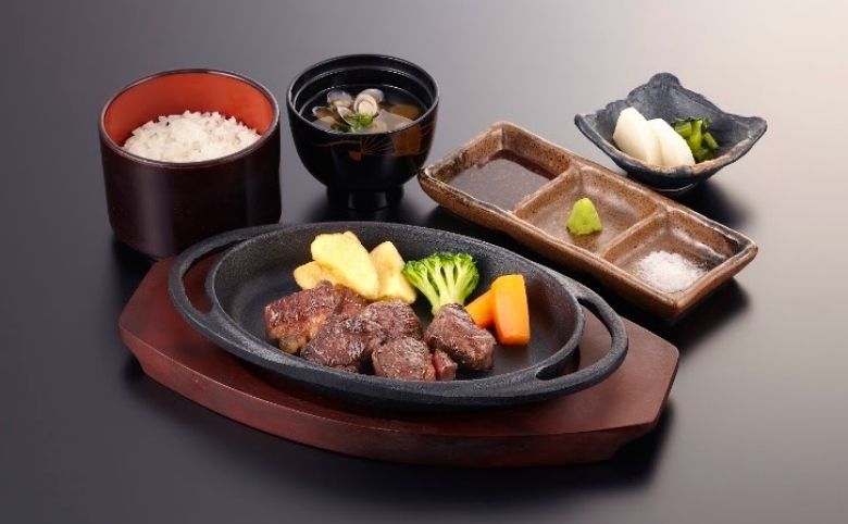 レストランくにびき（ART PARK HOTEL）