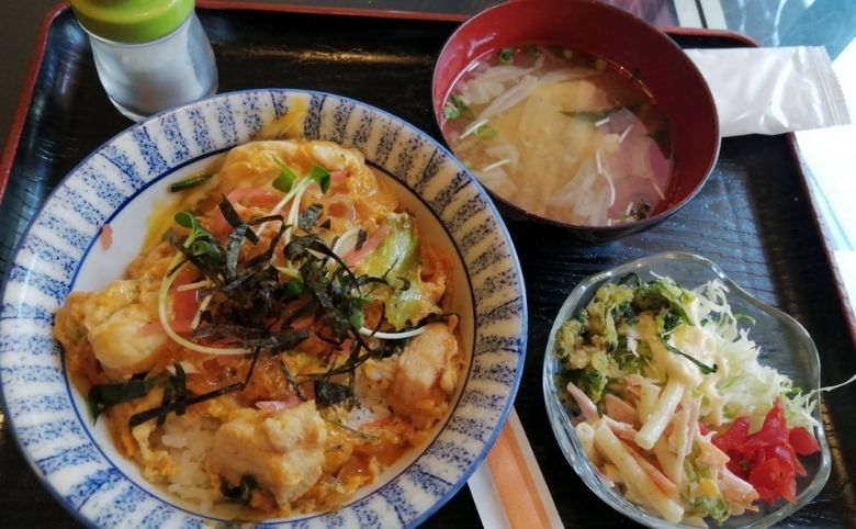 カフェでの食事