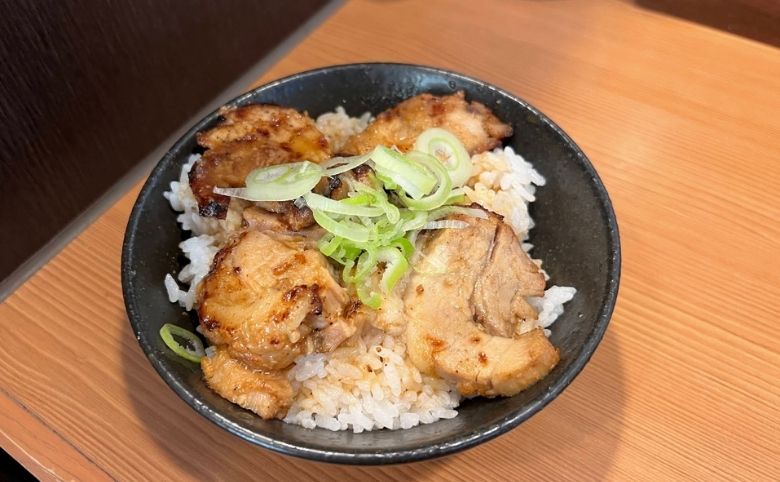 チャーシュー丼