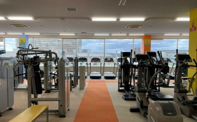 施設内