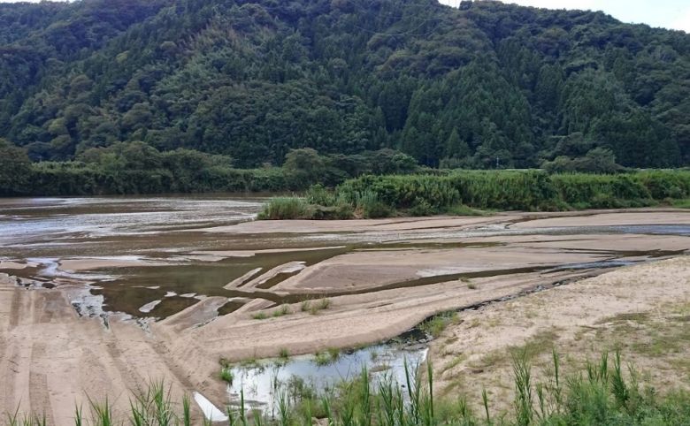 出西岩樋跡（しゅっさいいわひあと）