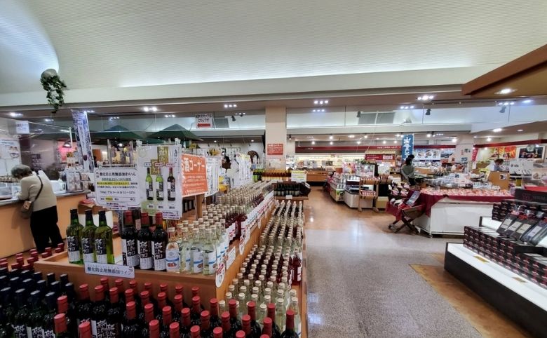 ワイナリー店内