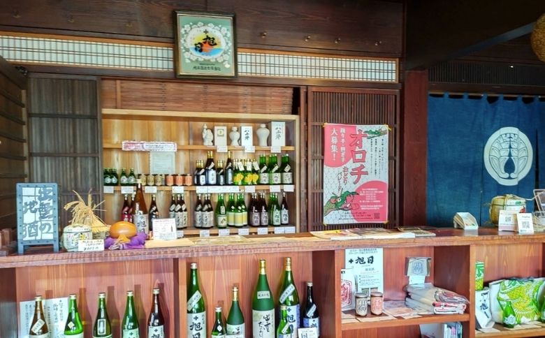 酒蔵店内