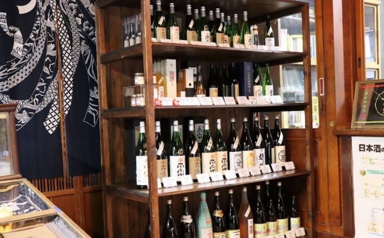 酒蔵店内