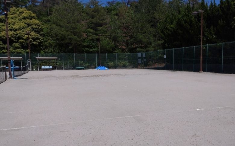 テニスコート