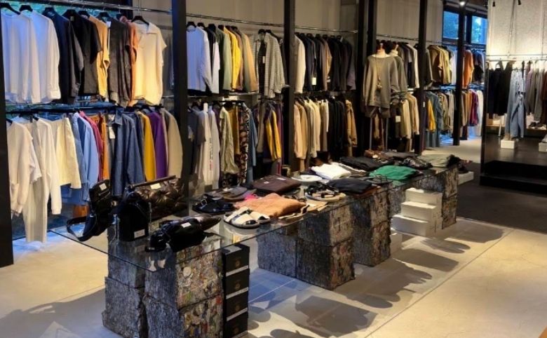 セレクトショップ店内