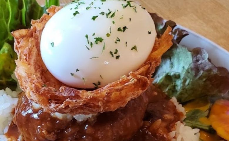 cafe LEON（姫原）のハンバーグ