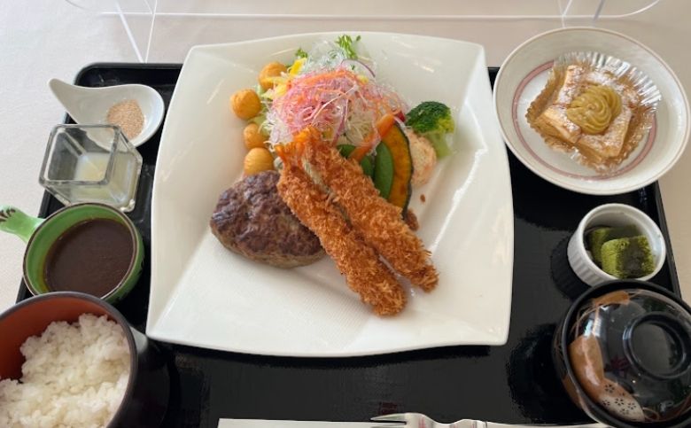 レストランくにびき（塩冶有原町）のハンバーグ