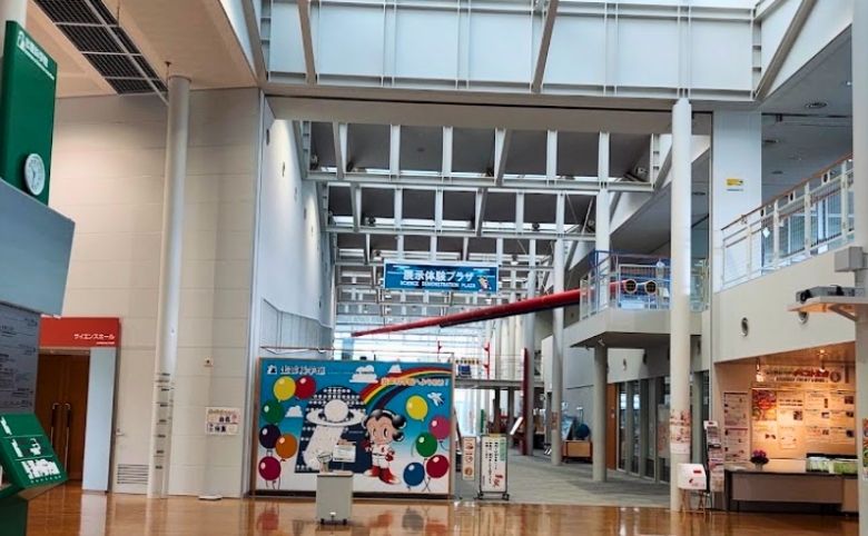 出雲科学館の館内
