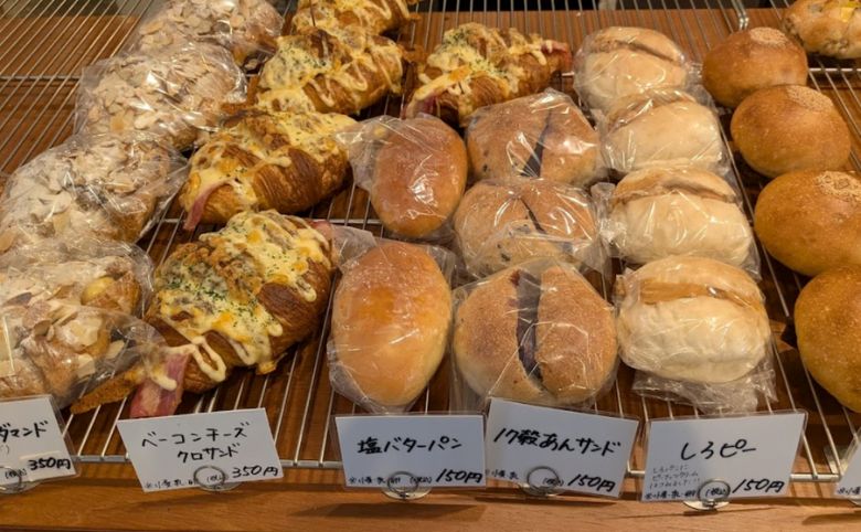 塩バターパン