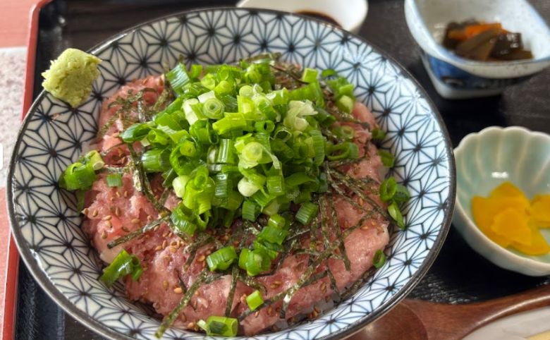 ネギトロ丼