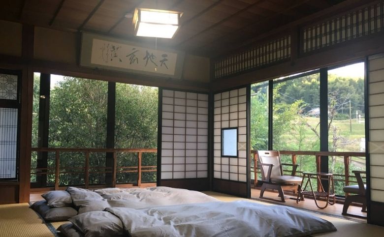 民宿店内