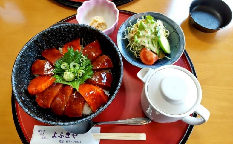 海鮮丼