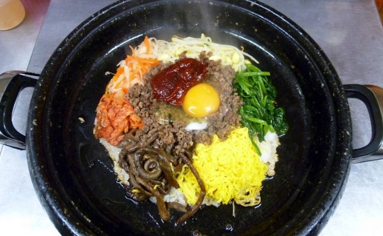 石焼ビビンバ