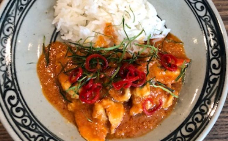 牛すじカレー