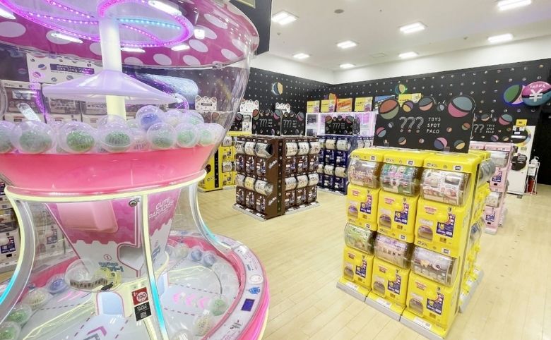 ガチャガチャ店内