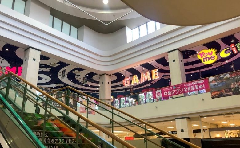 ガチャガチャ店内