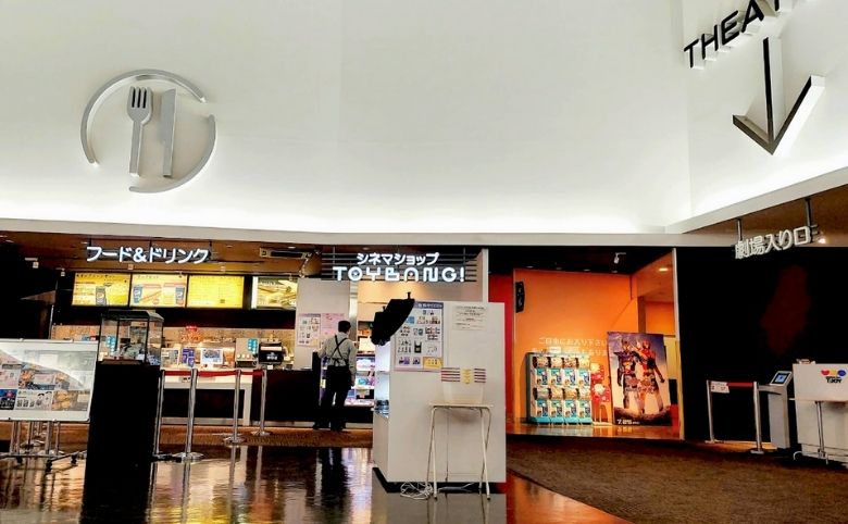 ガチャガチャ店内