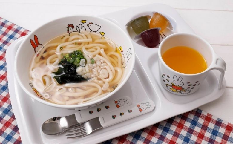 ファミレス食事