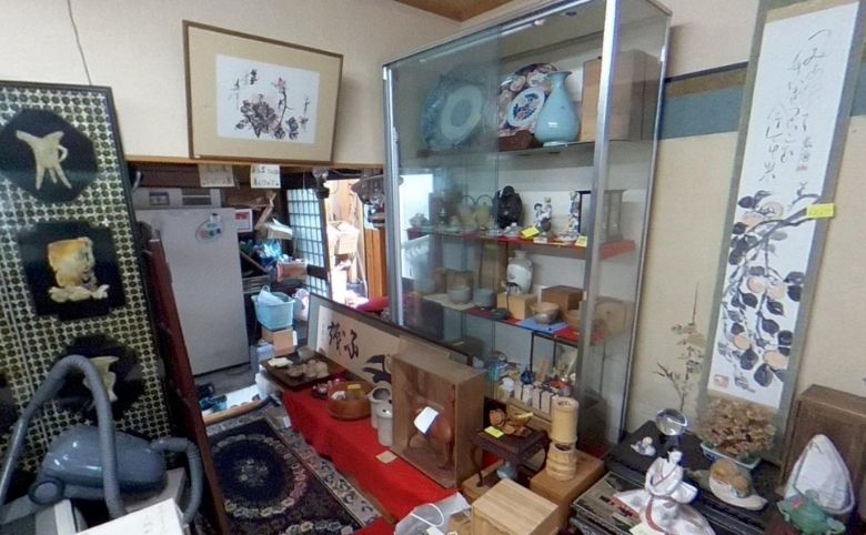 アンティークショップ店内